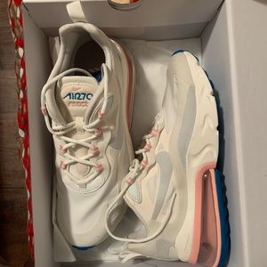 Nike Air Max 270 React